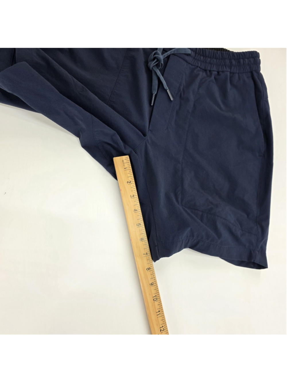 Athleisure Lululemon Bowline Shorts Men L Navy Ripstop Training Casual - Picture 8 of 10